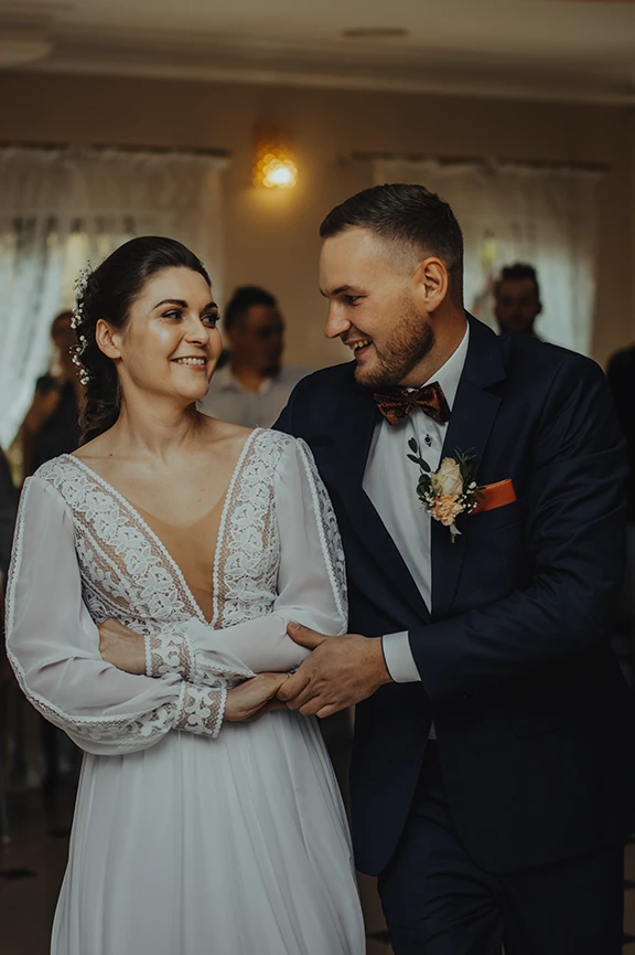 Szczęśliwi nowożeńcy.